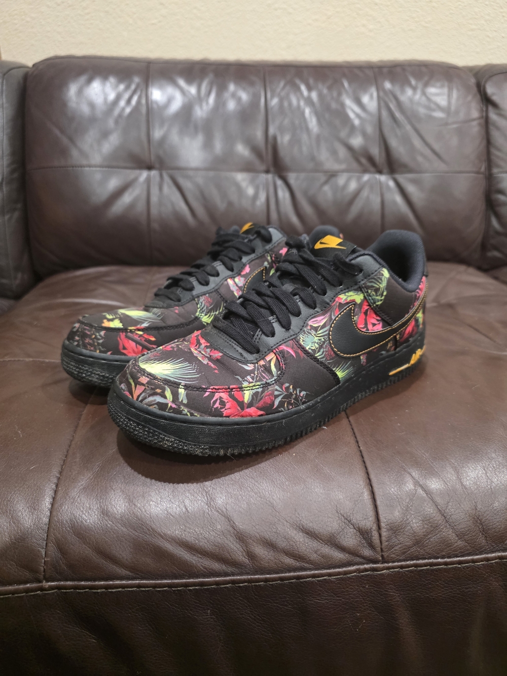 Nike Kids' Black Floral Low-Top Sneakers